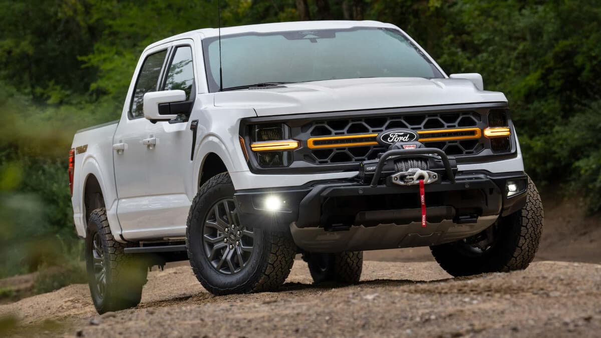 FORD F-150