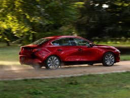 MAZDA MAZDA3 thumbnail 1