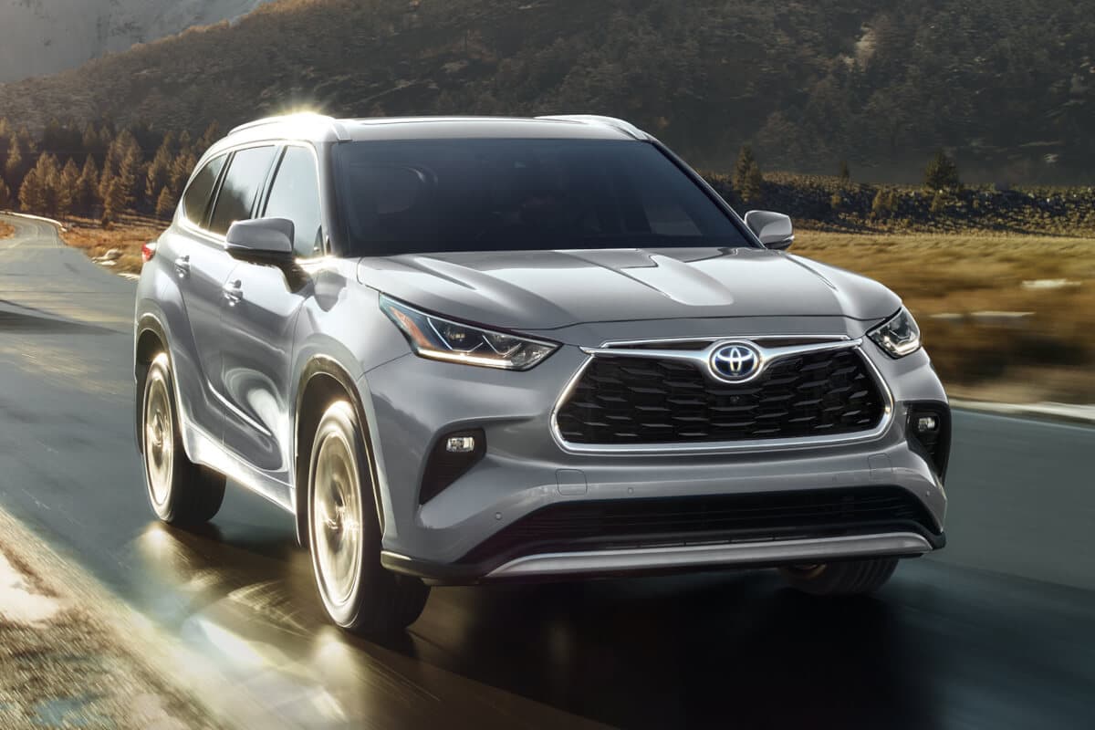 TOYOTA HIGHLANDER